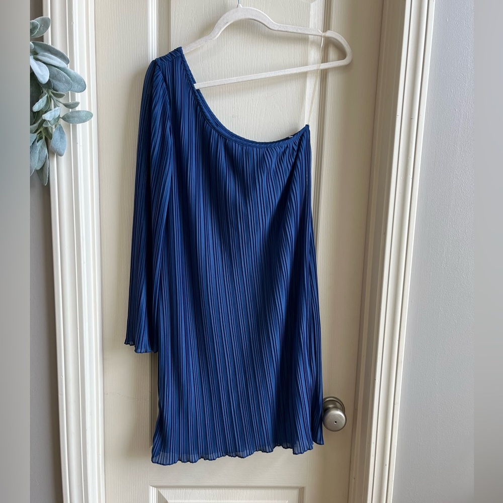 City Triangles One Sleeve Pleated Cerulean Mini Dress
